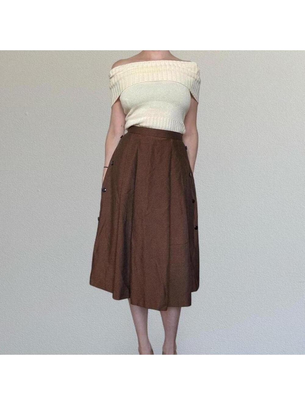 70s pleated midi skirt. Size xs.